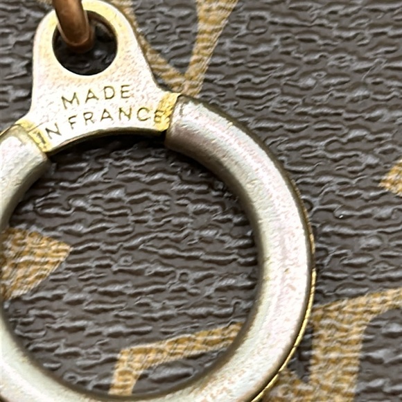 Louis Vuitton Pochette Extender - Picture 3 of 6